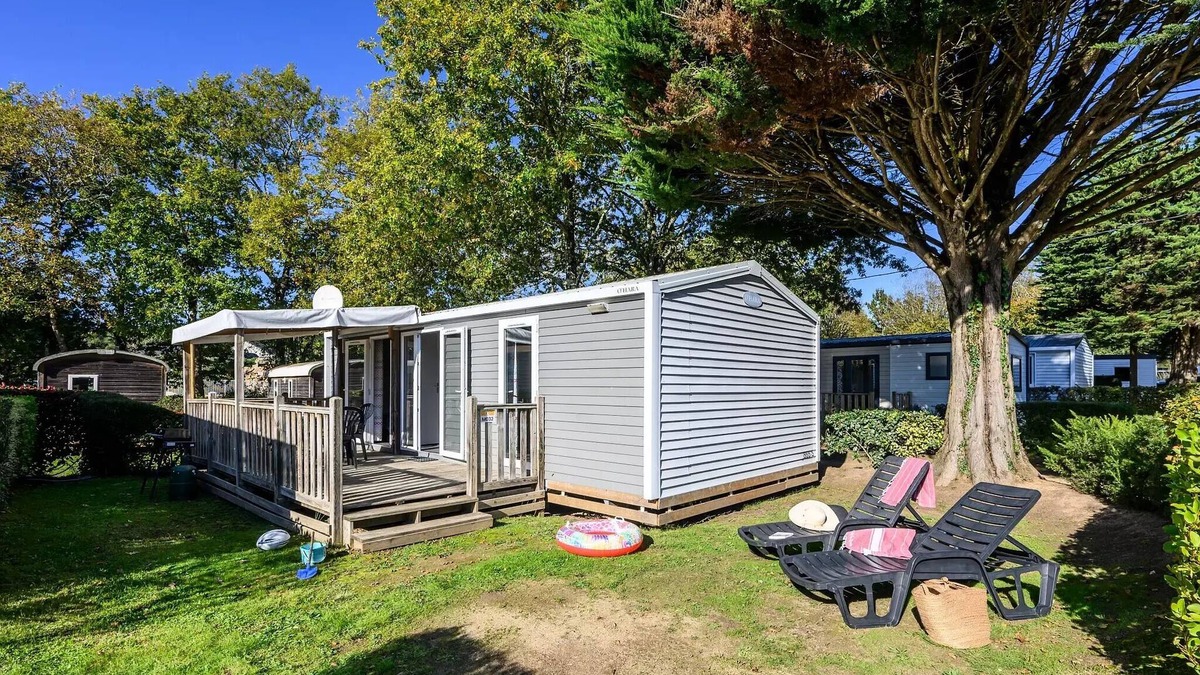 Carnac House | Mobil-home | Ultimate | 2 Ch. | 4 pers. | Raised terrace | A/C | TV