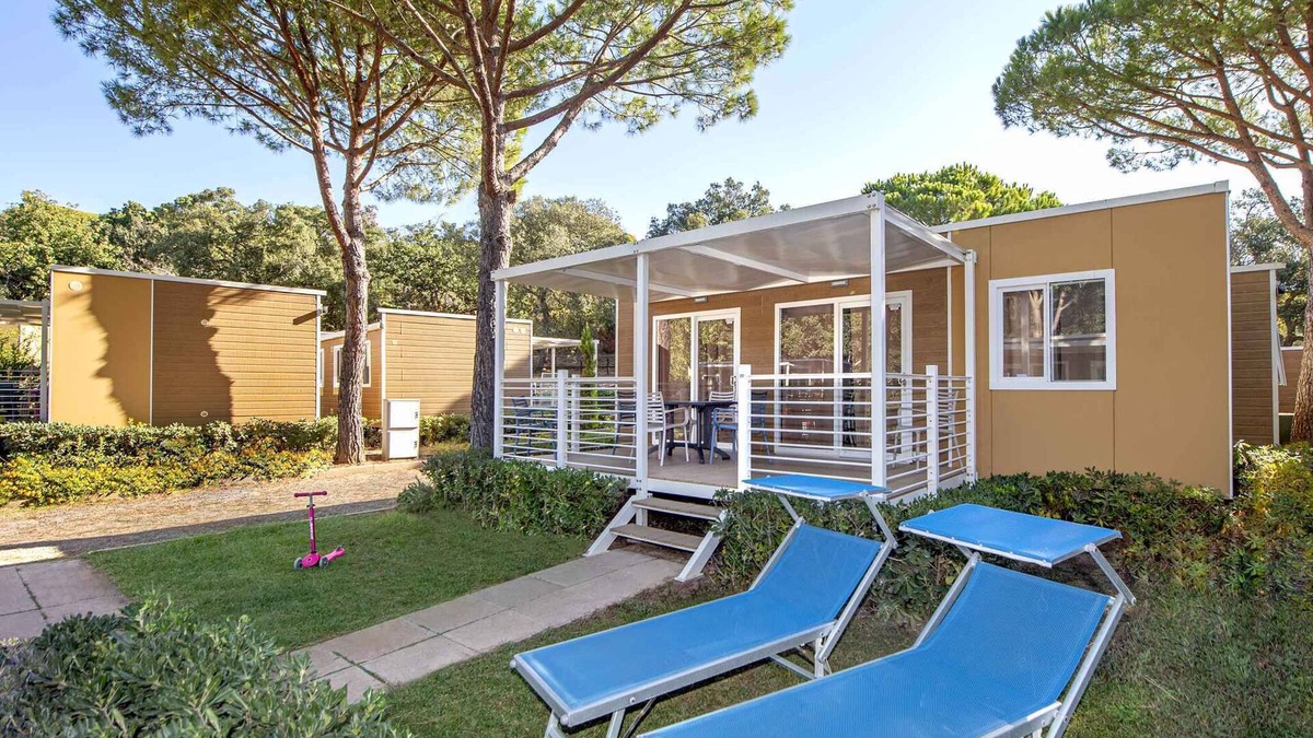 Le Rocchette House | Mobilehome in a sunny location