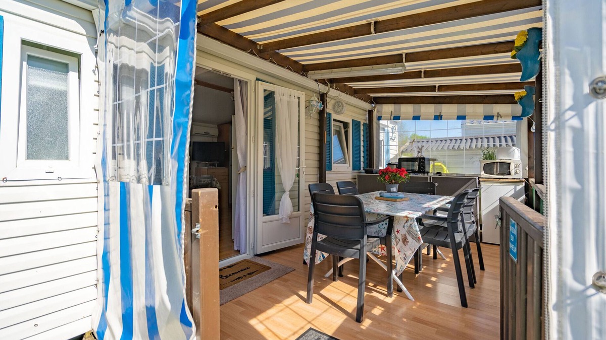 Saint-Sulpice-de-Royan RV Rental | Mobile Home "Royan Camping Royal Océan" with Shared Terrace & Shared Heated Indoor Pool