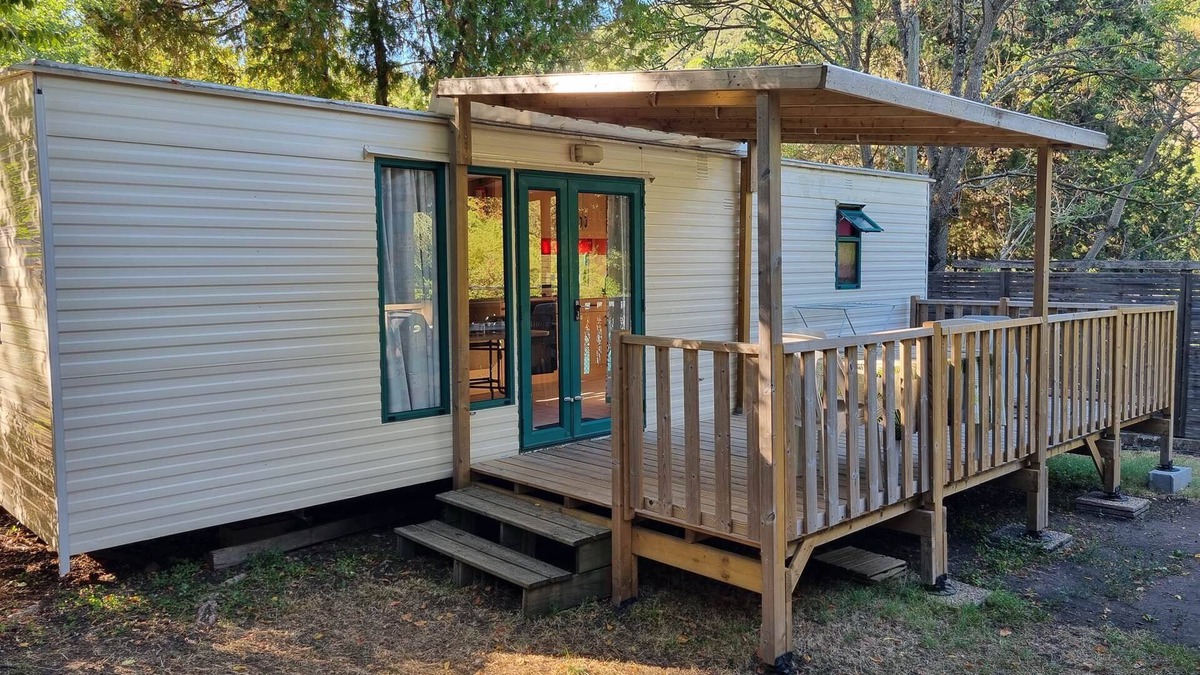 Saint-Jean-de-Valeriscle Ski Chalet | Mobile home 2 adults and 3 children