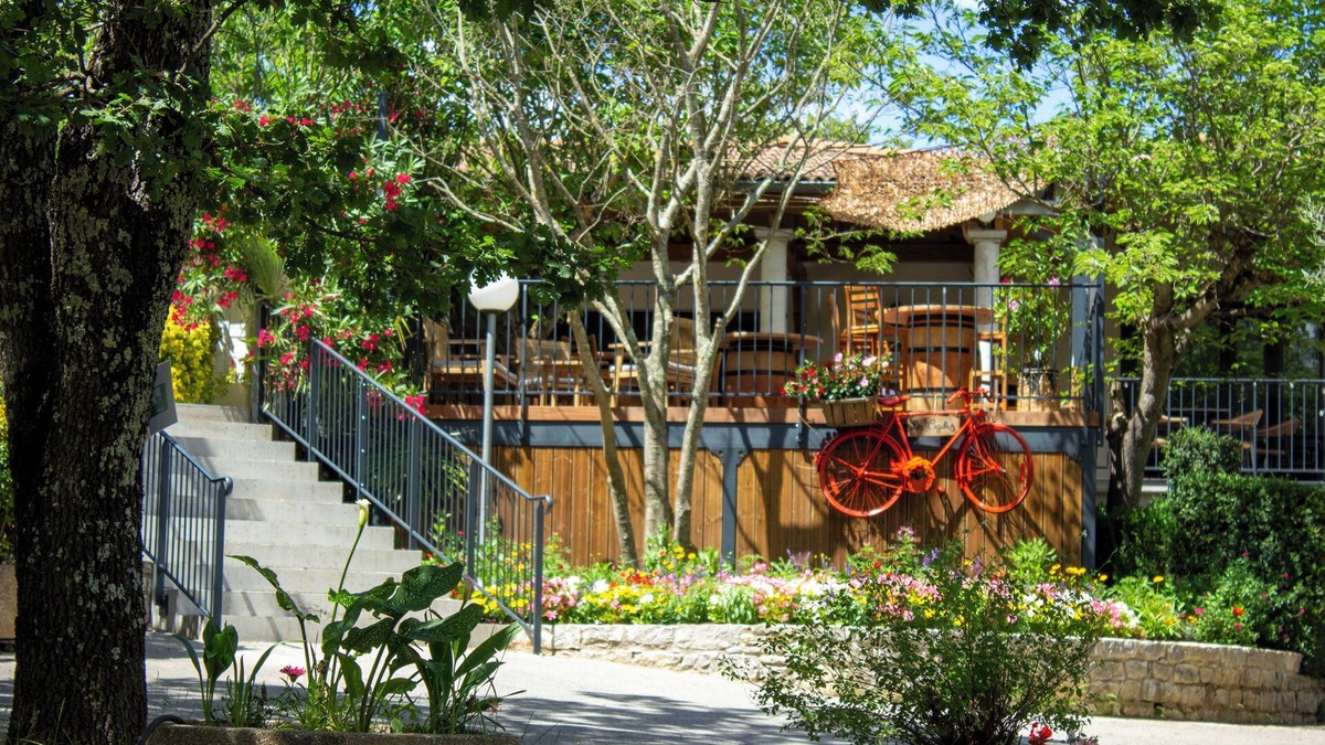Berrias-et-Casteljau House | mobile home rental in nice family campsite