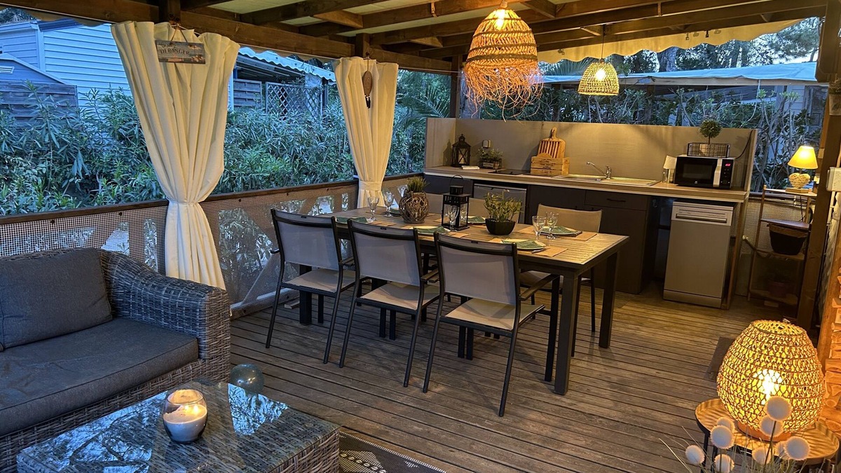 Cote d'Azur- French Riviera House | MOBILE HOME 150 m PAMPELONNE BEACH -SAINT TROPEZ- Toison d'Or 5 stars