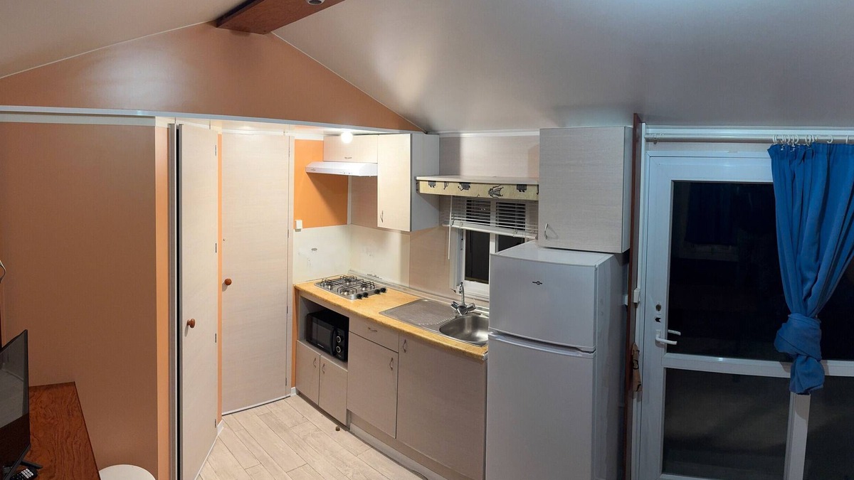 Tirig House | Mobile Home '242' with Mountain View, Wi-Fi and Air Conditioning