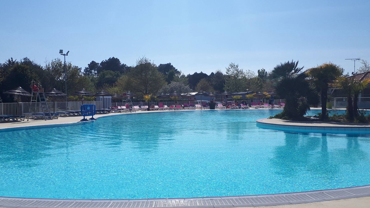 Gastes House | Mobile home, 4*, 3 pools, beach, 40 m2, 24 m2 covered terrace, air-conditioned