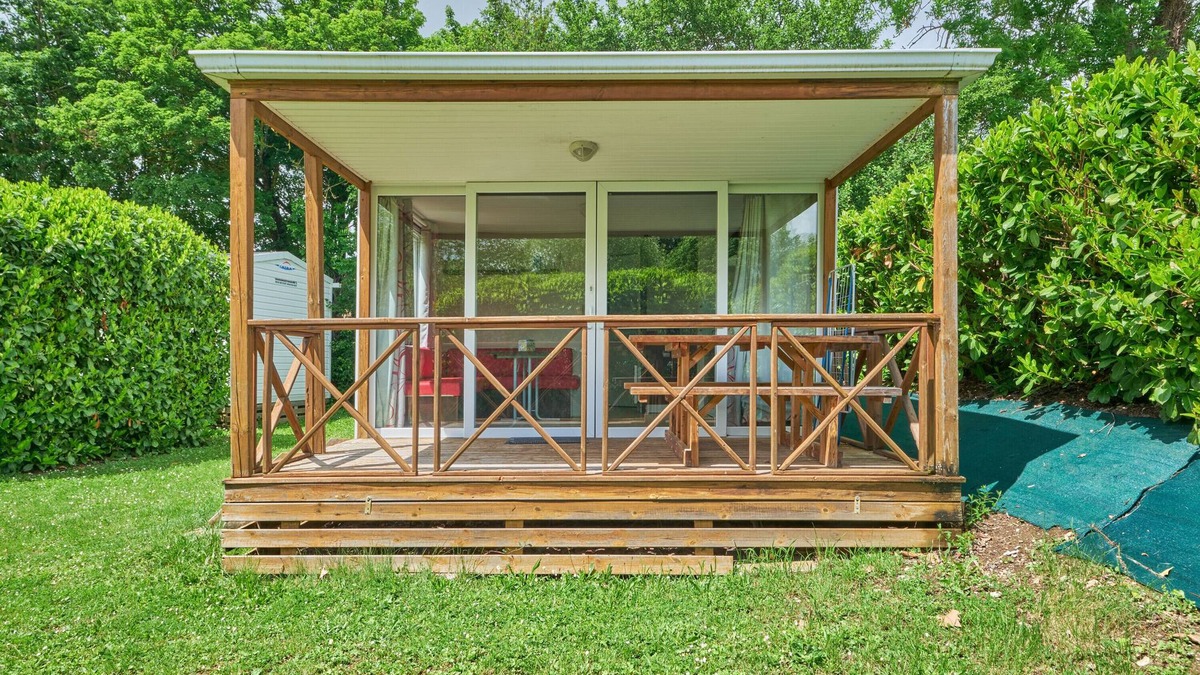 Mens RV Rental | Mobile Home "4 Personnes 208" with Shared Pool & Private Terrace