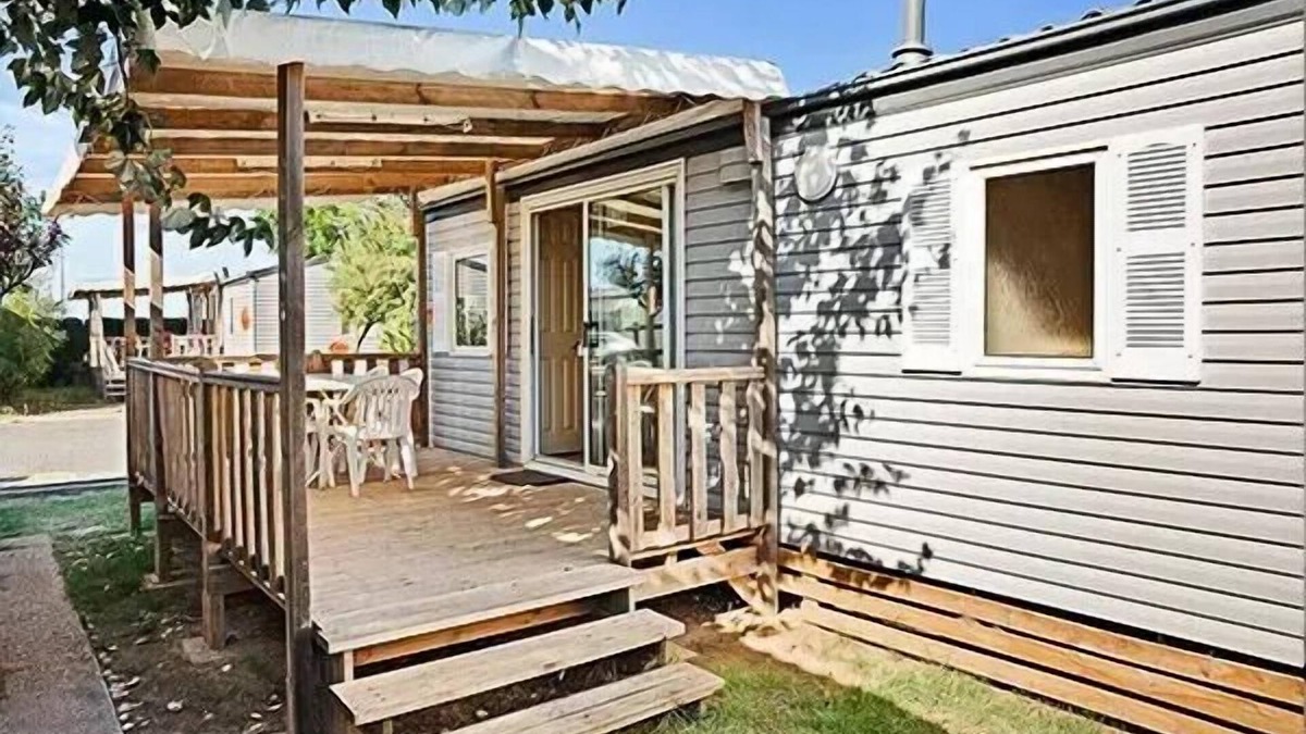 Angles House | Mobile home ● Aufgehobene Terrasse