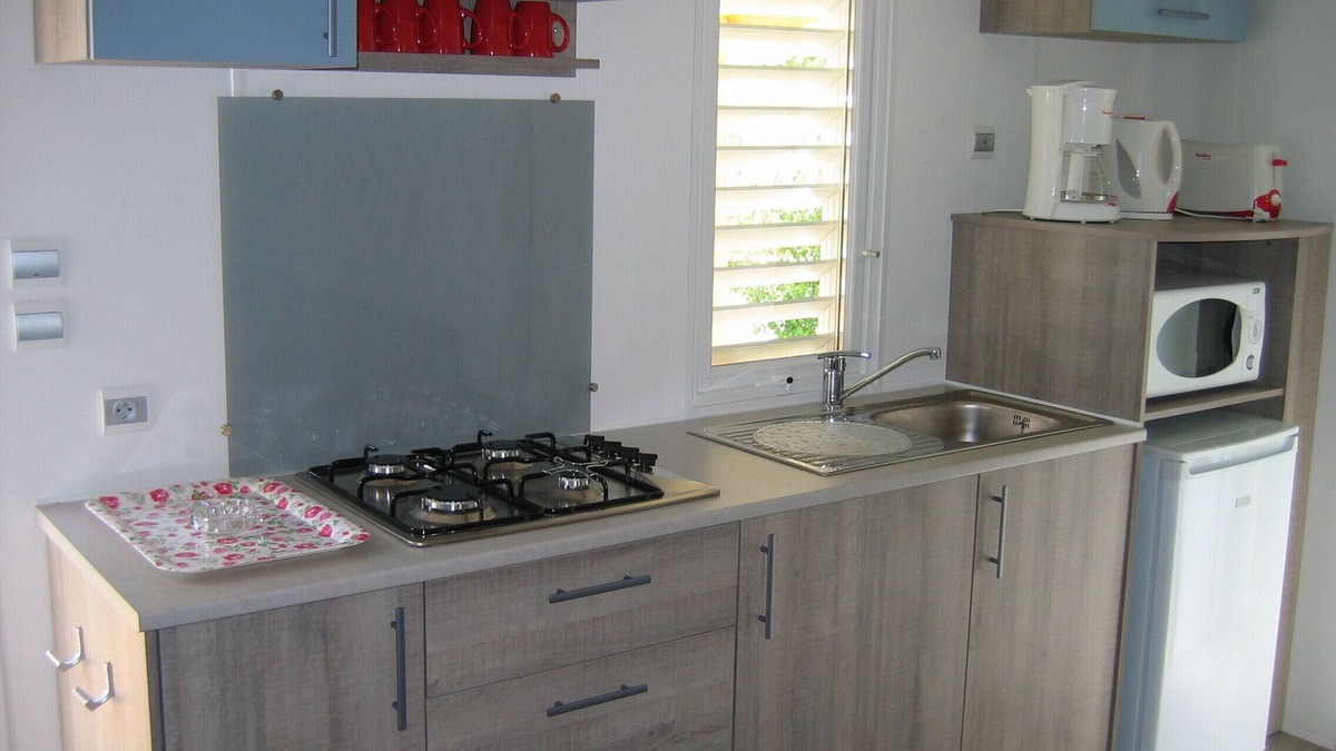 Veynes House | Mobile home rental in a quiet campsite