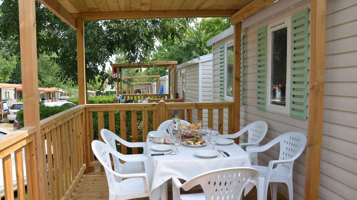 Ca' Savio House | Mobilehome with veranda and pool