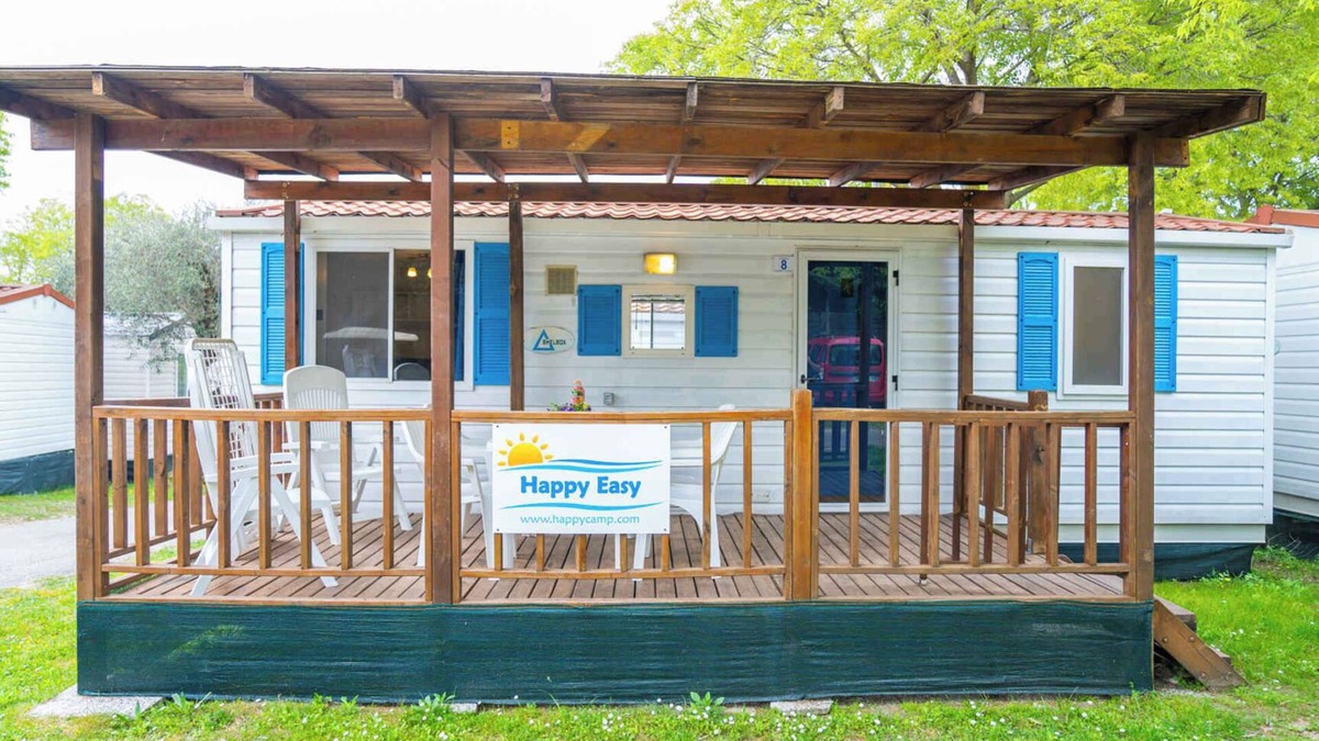 Santa Lucia House | Mobilehome with air conditioning, pool and semi-covered wooden terrace