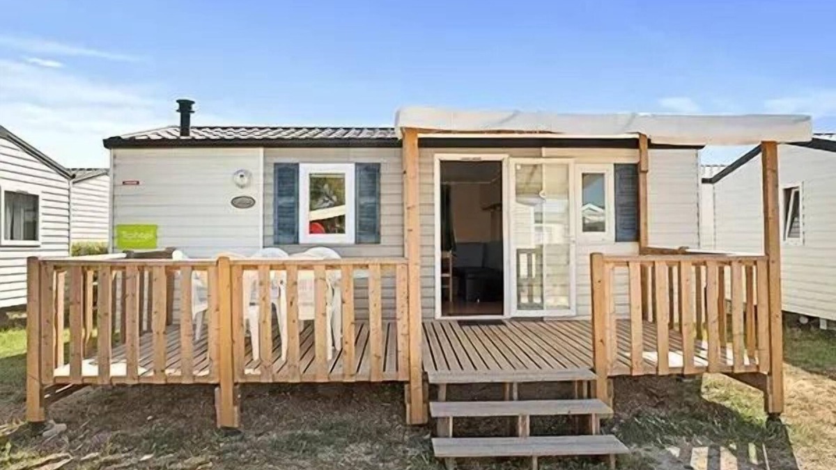 Saint-Julien-des-Landes House | Mobilheim - Raised Terrace