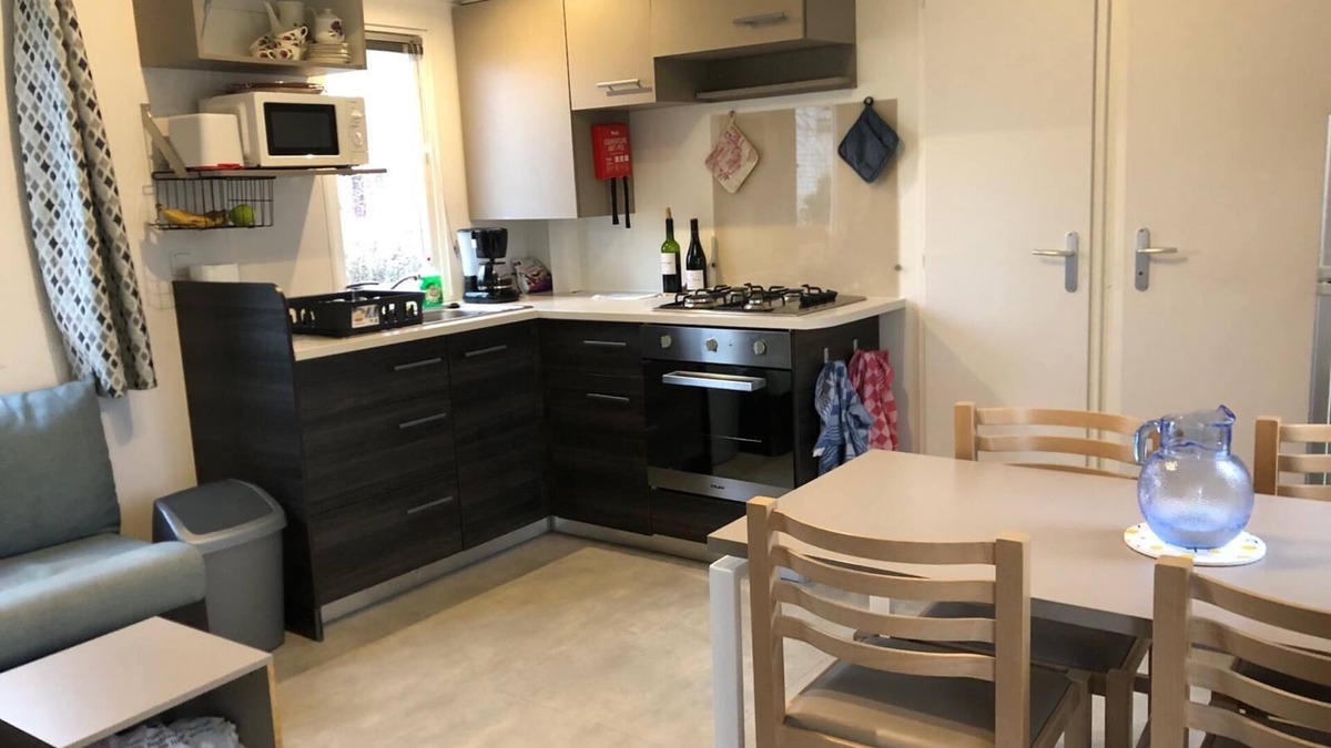 Coulanges House | Mobilhome 2 bedrooms 32m2 4 star campsite swimming pool, pond at the gates of the castles