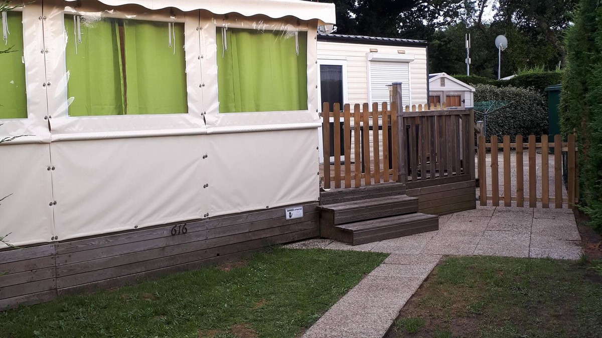 Les Mathes House | Mobilhome air-conditioned 6/8 plac. covered terrace 2 bathrooms Parc SIBLU Les Charmettes