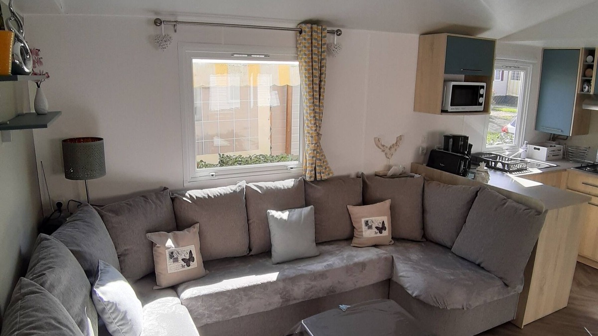 Onzain House | Mobilhome AMIRA vue sur étang camping 4* proche zoo Beauval châteaux de la Loire