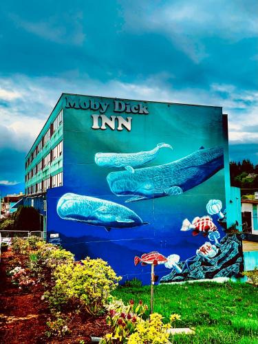 Prince Rupert Hotel | Moby Dick Inn