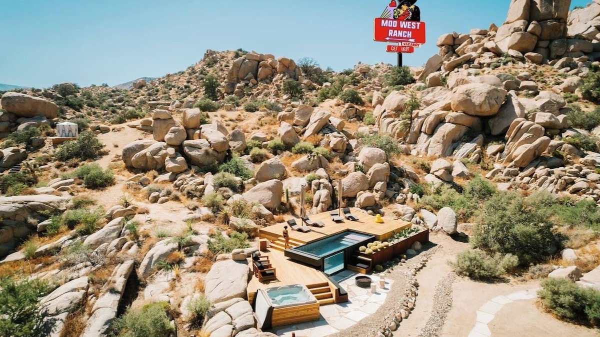 Pioneertown House | Mod West Ranch: Breathtaking Boulder Playground