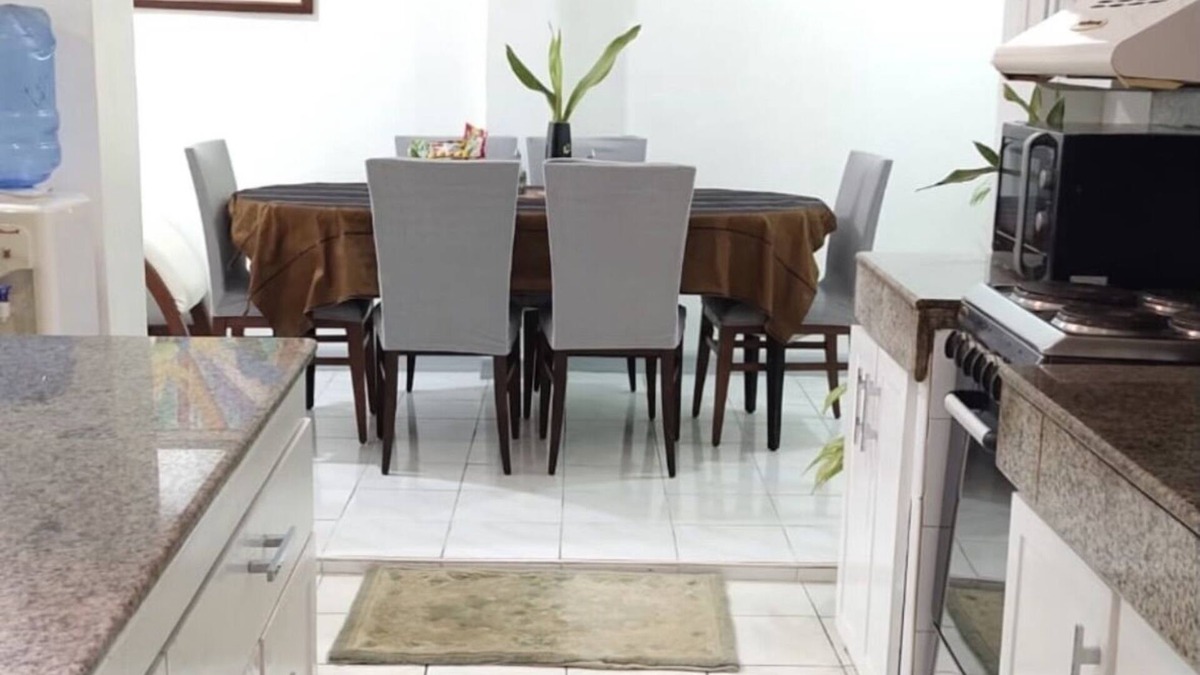 Suba Basbas House | Model house located within a gated community close to shopping and attractions