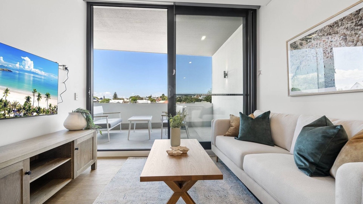 North Fremantle Apartment | Modern 1-Bed Apartment with Views in Fremantle