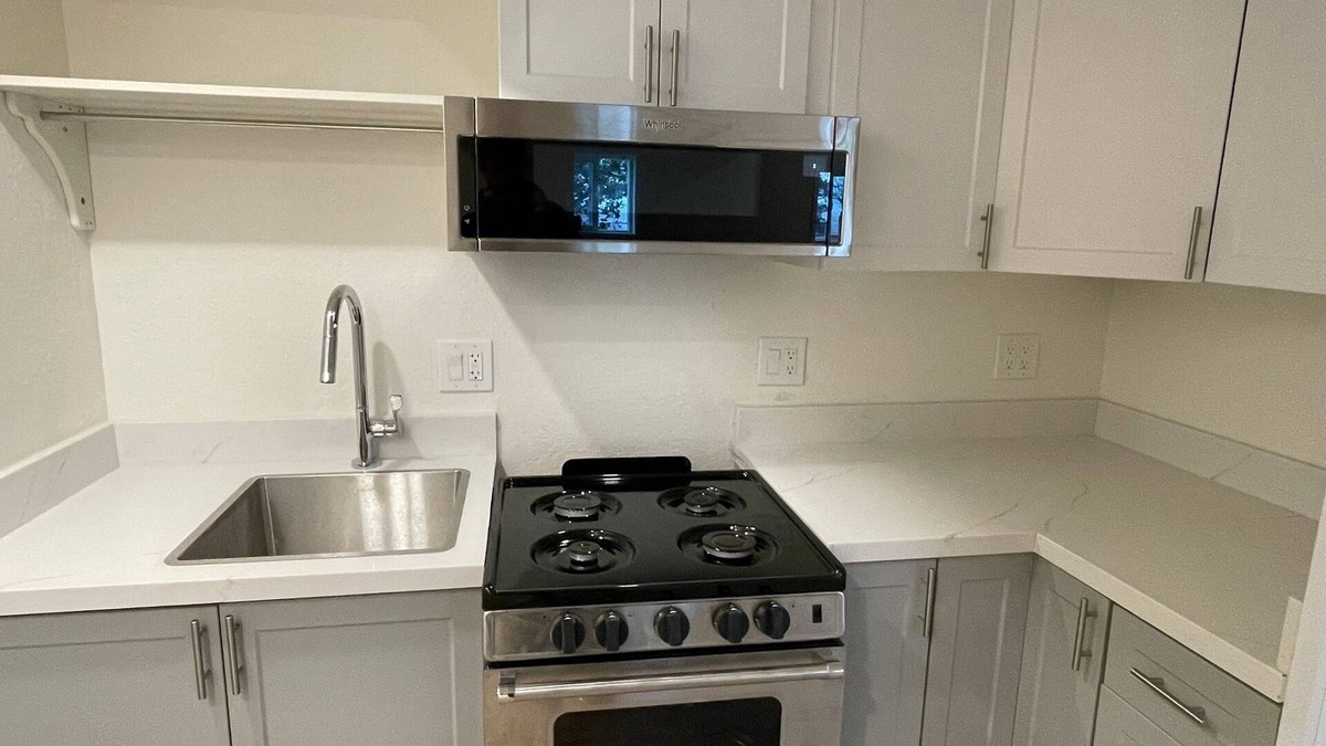 San Carlos Apartment | Modern 1-Bedroom Cozy Retreat