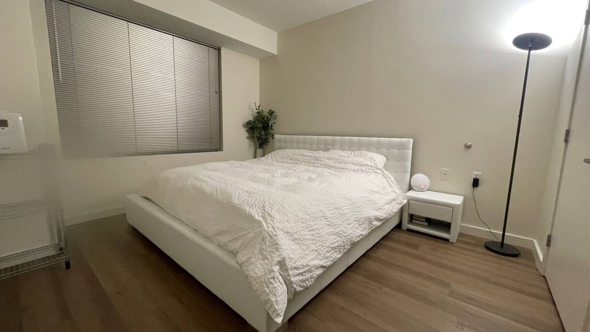 East Cambridge Apartment | Modern 1BR, central location - near MIT, MGH, Museum of Science