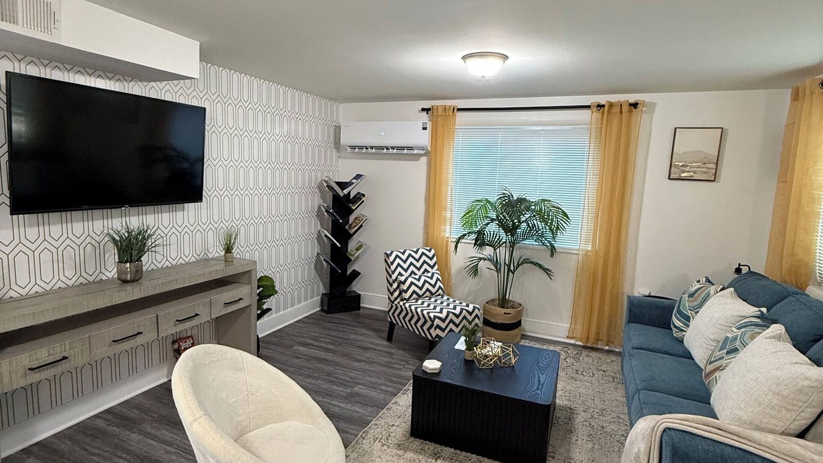 District Heights Bed & Breakfast | Modern 1BR Near DC – Quiet Comfort, Fast Commute