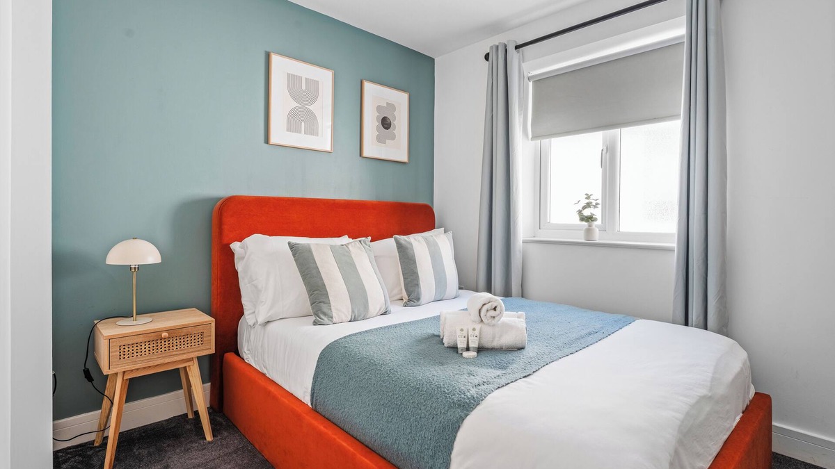 Gabalfa Apartment | Modern 1BR Near Independent Eateries