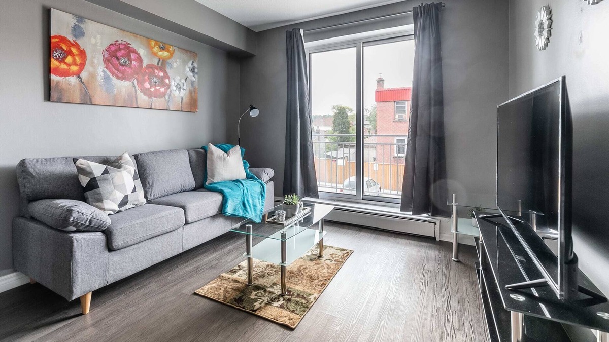 Rosedale Apartment | Modern 1BR Unit - Steps To Downtown!