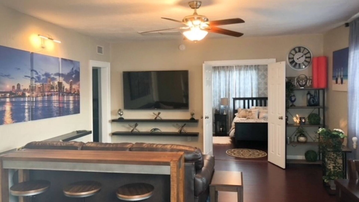 Buena Vista Apartment | Modern 2/1 apt near Midtown Miami and South Beach