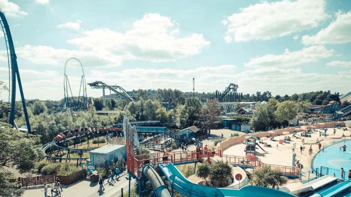 George Green Apartment | Modern 2 Bed Apartment Minutes Away From Heathrow