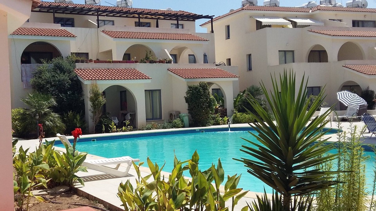 Universal Apartment | Modern 2 bed apartment with WiFi situated in the Universal Area of Paphos
