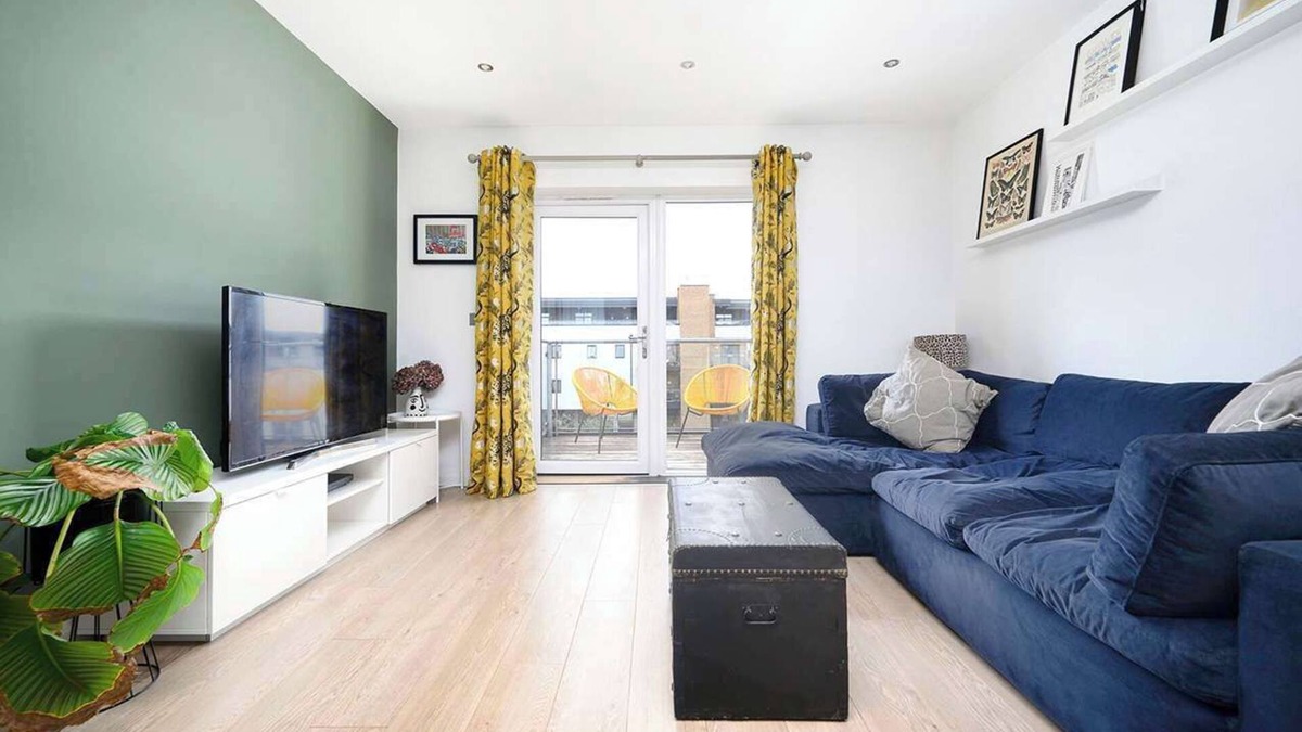 Higham Hill Apartment | Modern 2-Bed Flat near Tottenham Stadium, London