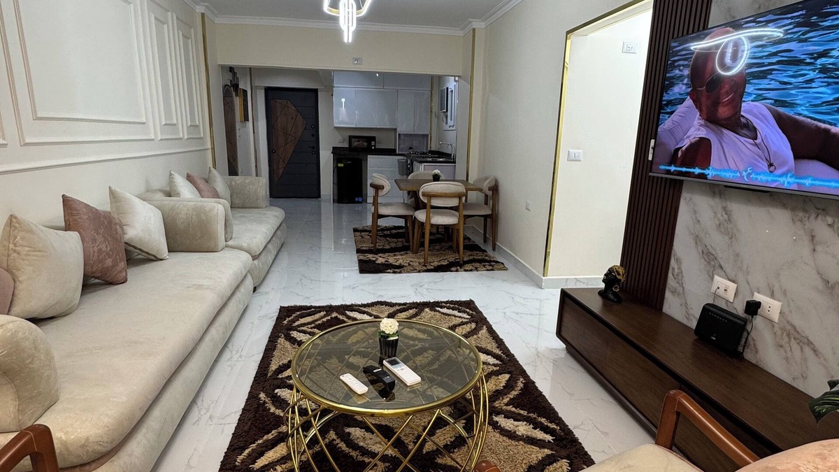 Al Khankah Apartment | Modern 2-Bedroom Apartment in Obour City – A/C, WiFi & More!