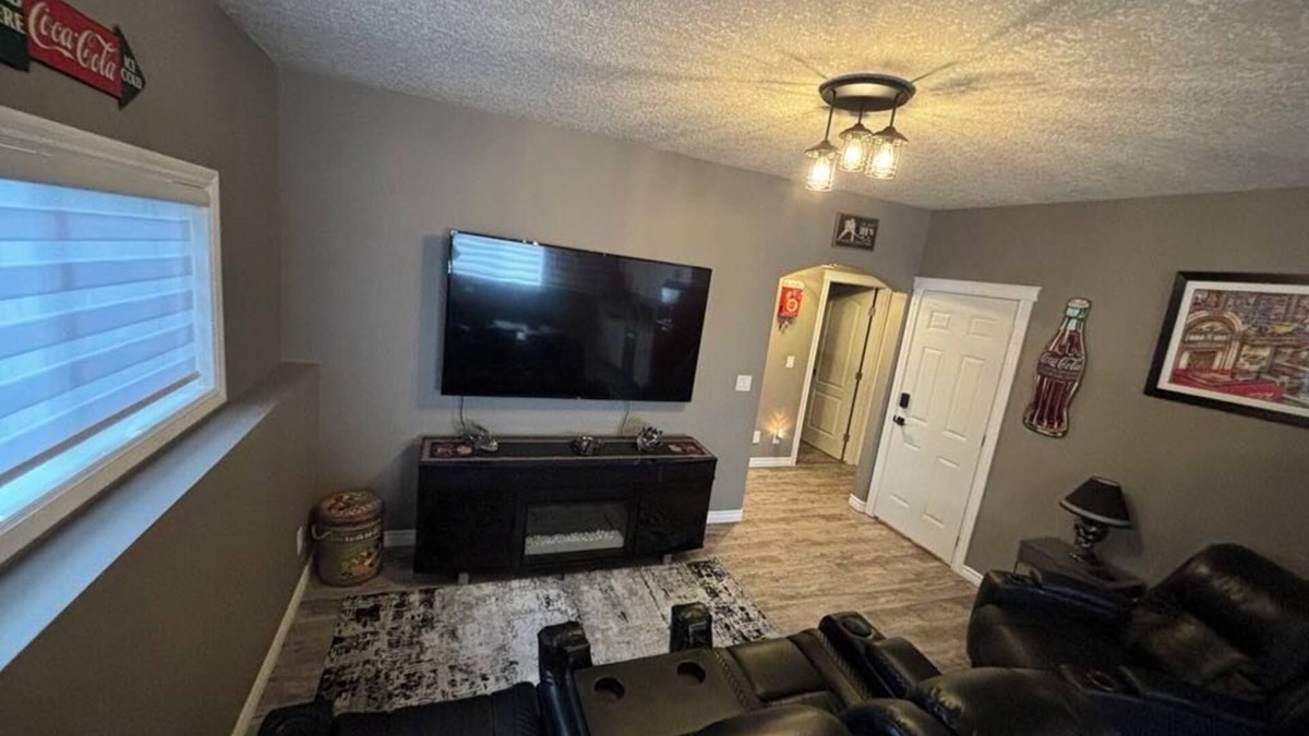 Grande Prairie House | Modern 2 bedroom basement suite