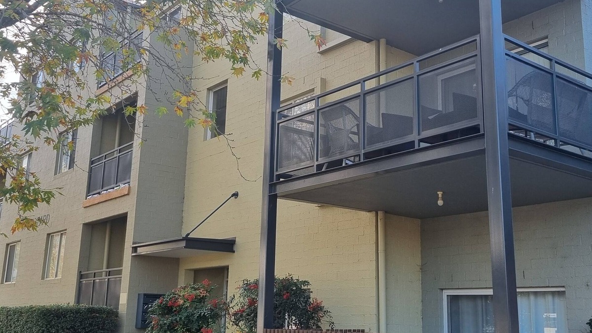 Gungahlin Apartment | Modern 2-Bedroom Apartment in the Heart of Gungahlin
