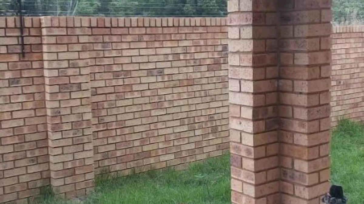 Germiston Apartment | Modern 2 bedroom apartment 5 min from the mall