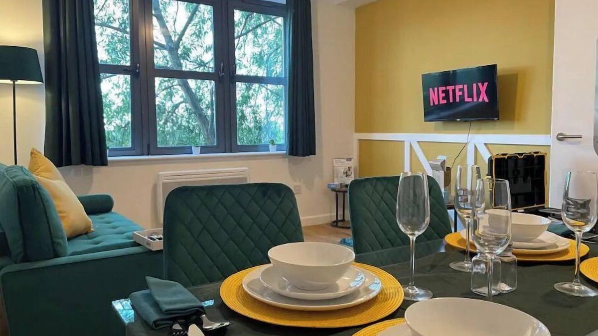Coventry Apartment | Modern 2 Bedroom Apartment