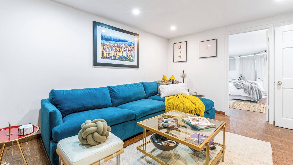 Bushwick Apartment | Modern 2-bedroom apartment in chic Bklyn neighborhood