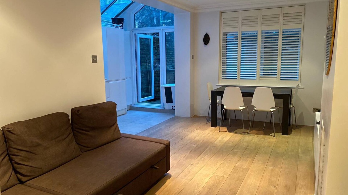West Brompton Apartment | Modern 2 Bedroom Apartment