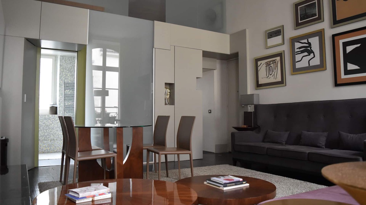 3rd Arrondissement Apartment | Modern 2-Bedroom Apartment In The Marais, Sleeps 5