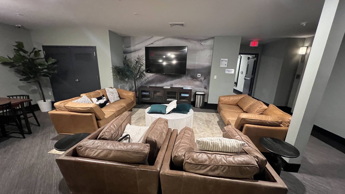 Dover Apartment | Modern 2 Bedroom Apartment—