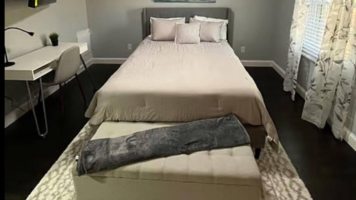 Atlanta House | Modern 2 Bedroom Condo in Quaint Neighborhood