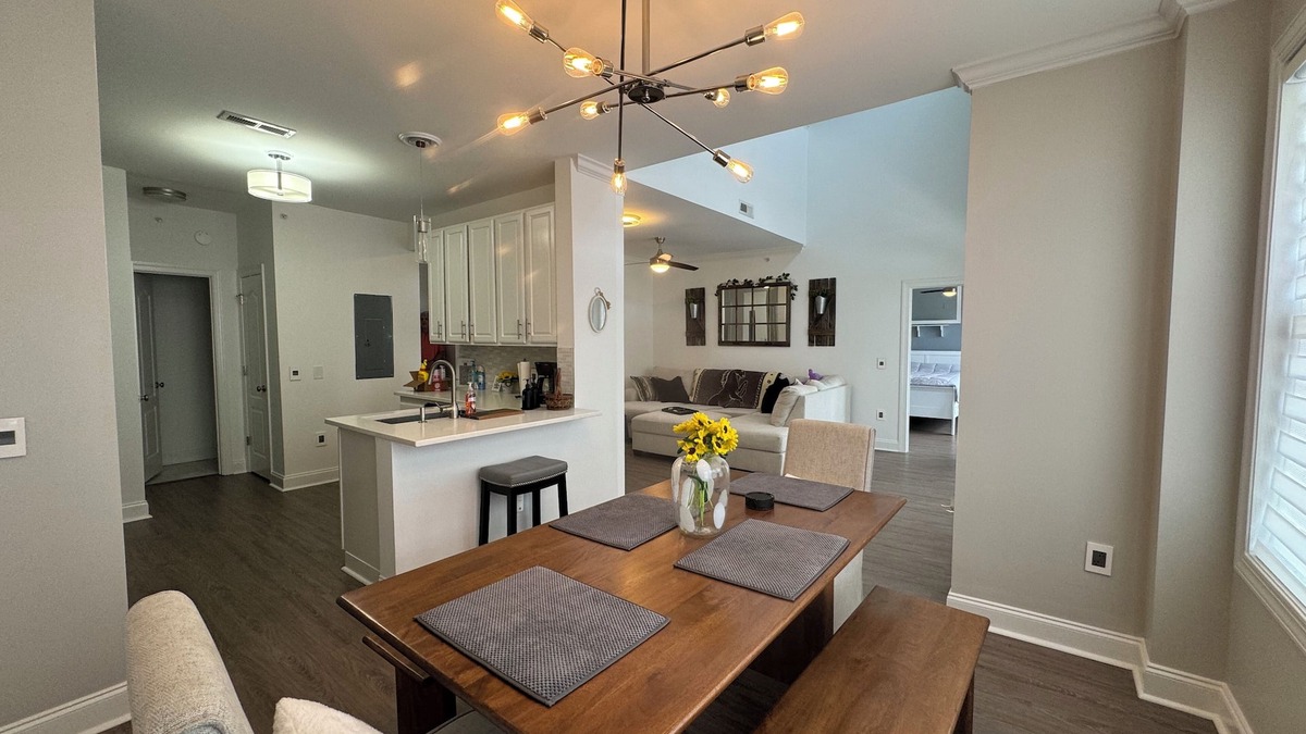 Raleigh Condo | Modern 2-bedroom condo with storage in Raleigh - perfect for long term stays!
