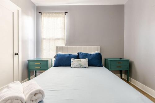 Black Rock Historic District Apartment | Modern 2 Bedroom in Black Rock
