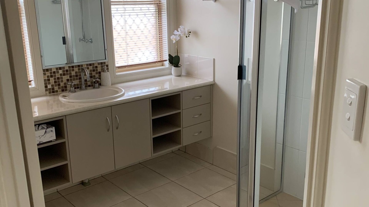 Mackay Apartment | Modern 2 bedroom unit close to city centre