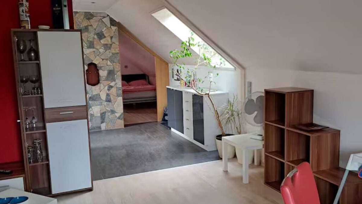 Ostheim Apartment | Modern 2-room attic apartment in the heart of the Rhön