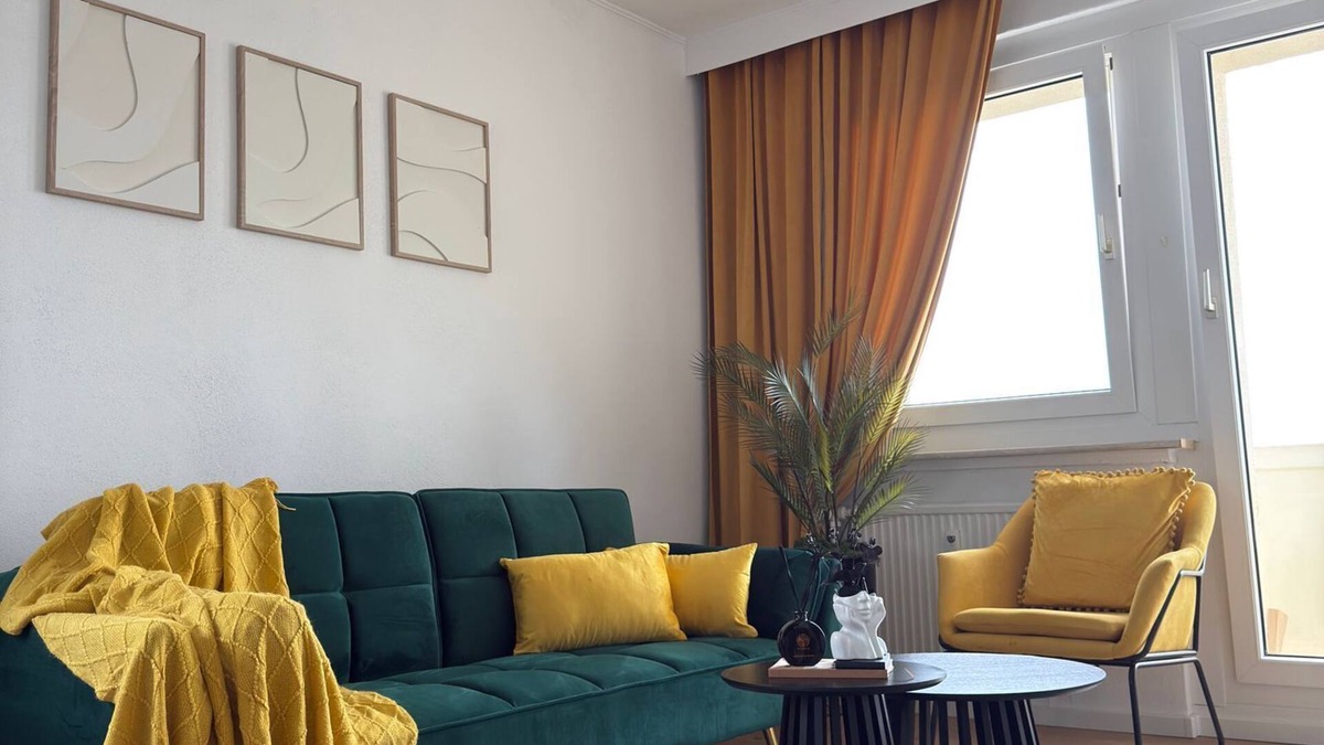 Zschopau Apartment | Modern 2-room-apartment, central, stylish, WLAN, parking lot, ideal for 4 pers.