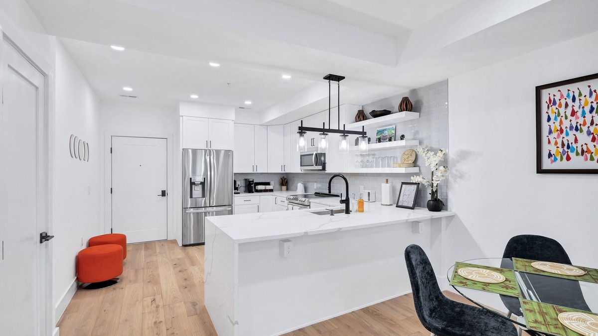 Brightwood Park Condo | Modern 2BR/2BA with Roof Patio