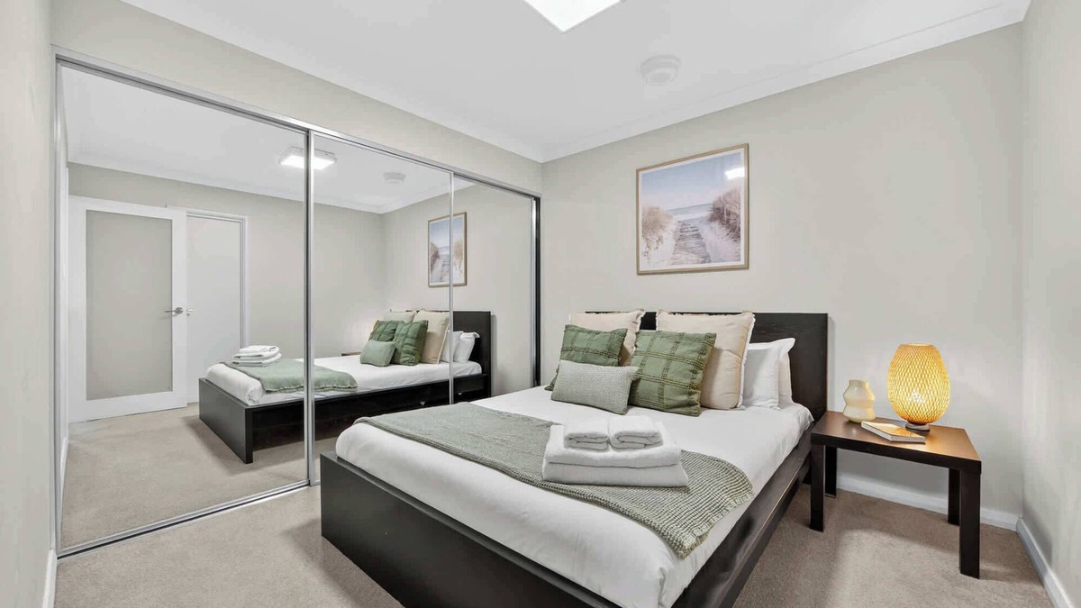 Rockingham Apartment | Modern 2BR Apartment in the Heart of Rockingham, Close to Beach, Shops, & Naval