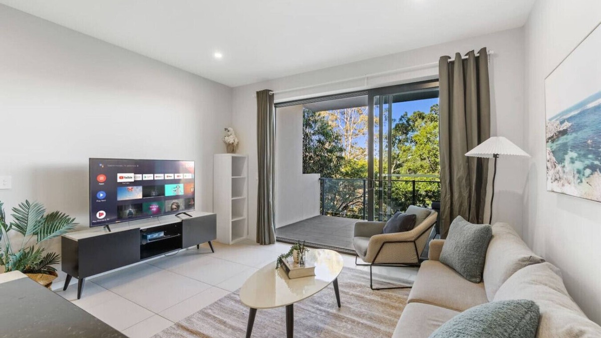 Macgregor Apartment | Modern 2BR Apartment Balcony & Central Convenience