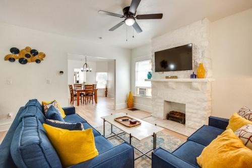 North Hyde Park Apartment | Modern 2BR Kansas City Condo Near Downtown