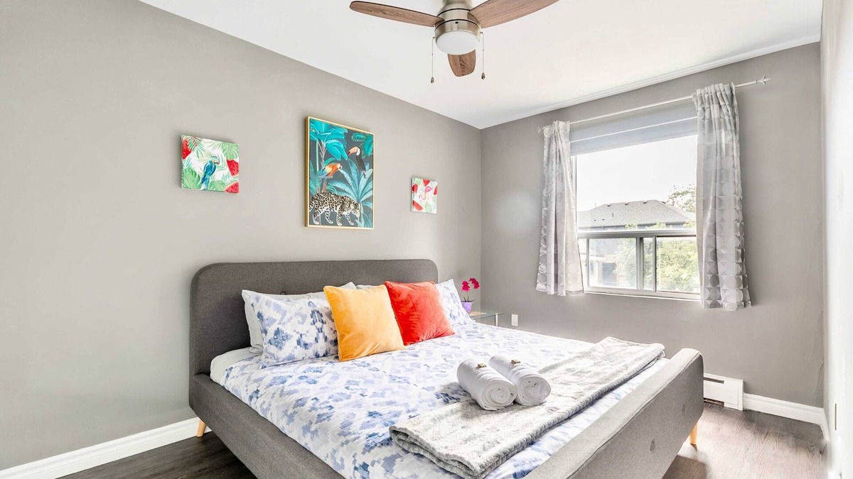 Rosedale Apartment | Modern 2BR - King Bed Apartment - PRIME Location!